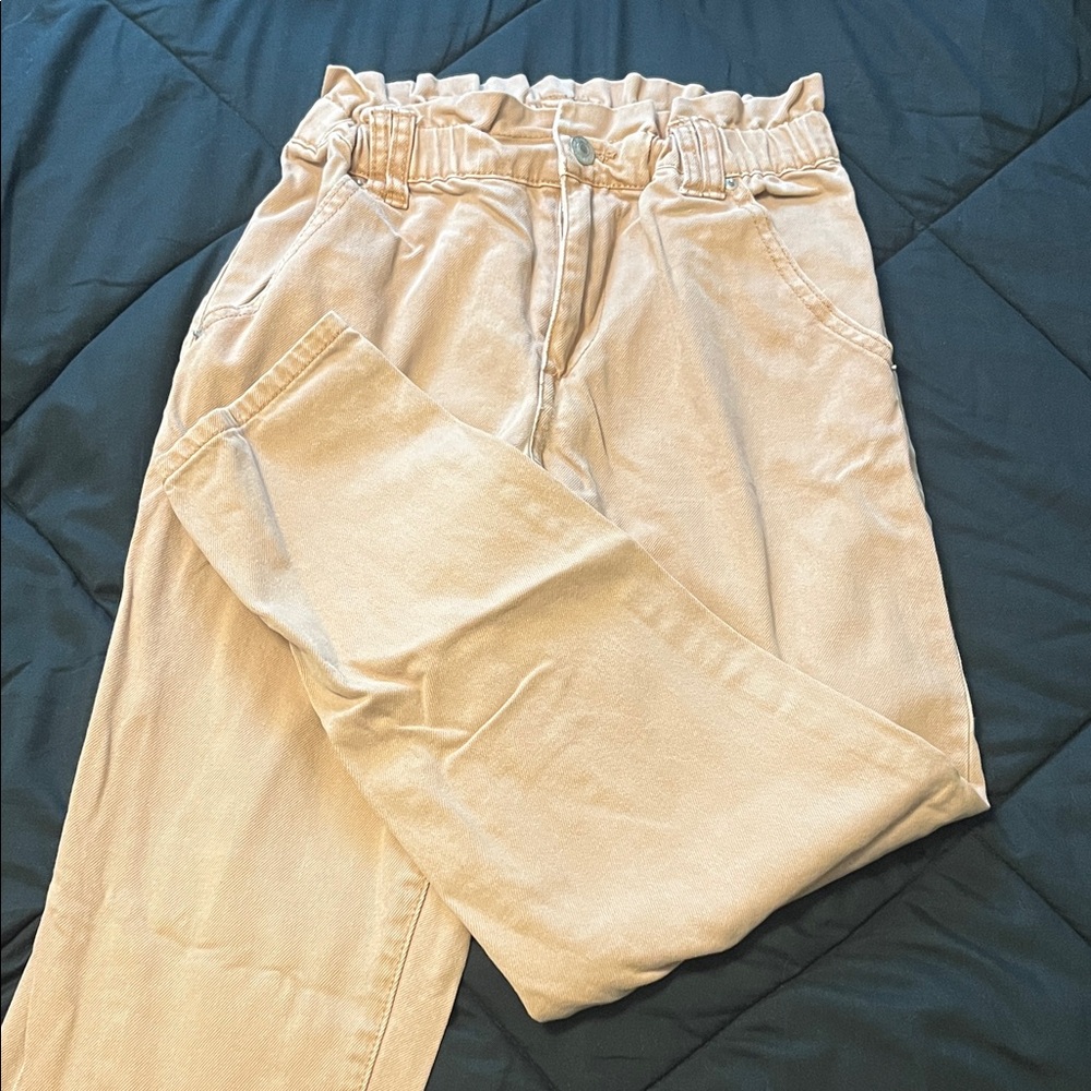 Forever 21 Cream Ankle & Cropped Jeans